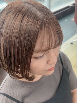 シュシュ 宜野湾店(chou chou) カール/セミディ/シアーカラー/姫カット沖縄宜野湾浦添