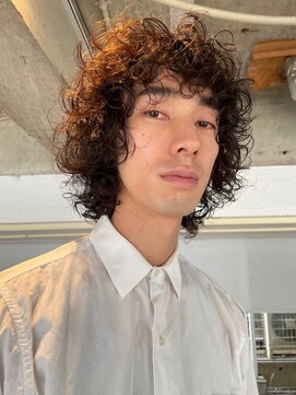 ナループロアオハナ(Nalu pu loa ohana) ウルフパーマショートウルフくせ毛風パーマ外国人風パーマ