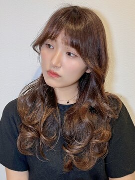 レヴィア(REVIA) レイヤーカット前髪カット髪質改善トリートメント