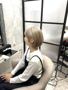 イーズ バイ インス(Yeeee.s by INCE) 白髪ぼかし/白髪改善カラー/ショート/透明感カラー/脱白髪染め