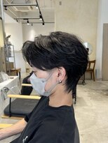 ビューバイネオリーブ 用賀店(Beau'r by neolive)&nbsp;ブルーブラックフェザーパーマ刈り上げセンターパート《用賀》