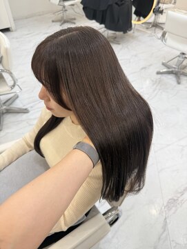 アイユー(ii+U) チョコレートブラウン　透明感カラー　秋冬カラー