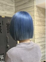 ヲタク(wotaku.) ブルーカラーブルーヘアダブルカラーケアブリーチミニボブ青髪