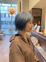 エルサフィロ ヨドヤバシ(el zafiro yodoyabashi) レイヤーボブ ブルーヘア