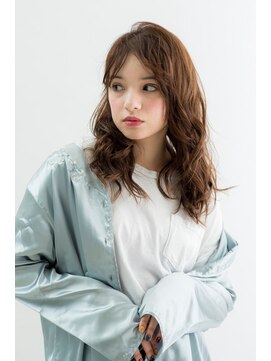 ステップバイステップ(STEP BY STEP) 【STEPBYSTEP】《佐藤美奈》クセ毛風パーマ