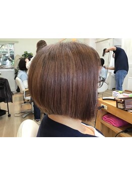 【野幌駅徒歩5分/駐車場有】【FAVON付き☆カット+エネルカラー\8700】悩みをカバーしながらお洒落を楽しむ*