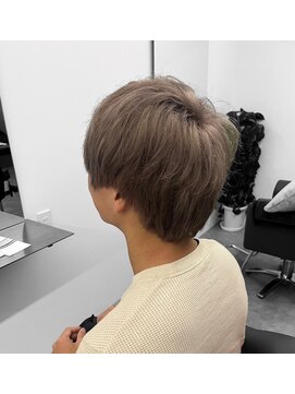 プリュス 名古屋(Plus) メンズブリーチ/ブリーチ/ハイトーンカラー/ミルクティーカラー