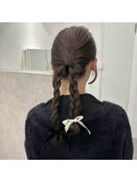 シー(thee)&nbsp;ワンカラーグレージュ