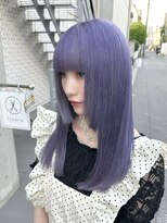 フリーラ 表参道(freera) ホワイトブロンド ブリーチカラー ハイトーン 顔周りレイヤー