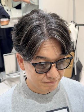 バース 梅田中崎町店(BIRTH) 50代40代白髪ぼかしシルバーメッシュバレイヤージュ