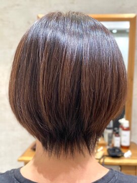 大人の艶ボブ☆傷めない白髪染め