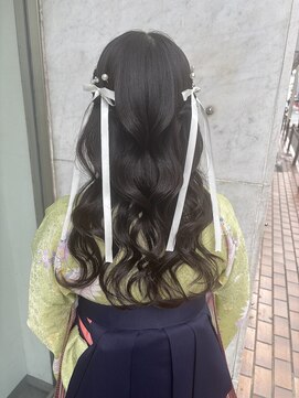 ミラ(Mila) ハーフツイン、ribbon袴ヘア