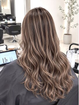 シエラ 心斎橋(CIERA.) レイヤーボブくるみちゃんヘアハッシュカットマッシュショート