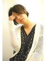 ブーケ(BOUQUET)&nbsp;センターパート・小顔・丸みショート・ヘルシーレイヤー・大人