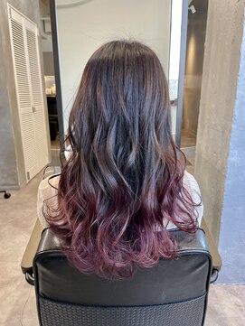 エイト 池袋店(EIGHT ikebukuro) ワインレッドグラデーション