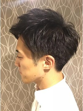 ネクサス 田町店 ツーブロックと質感でフレッシュな個性を表現　<田町>[理容室]