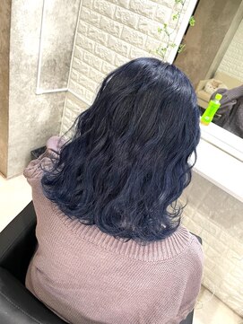 ニノ(nino) 【NINO】ネイビーブルー×波ウェーブ