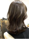 ミディアムヘア　ショコラベージュ