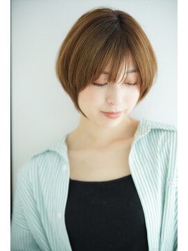 カスタ (CASTA) 大人可愛い小顔ショート