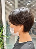 耳掛けハンサムショート