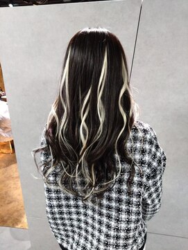 ニーナ ビューティーサロン(NINA Beauty Salon) プルエクステでハイライト！