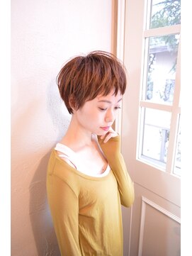 ハウスアンドヘアーワークス(House&Hair works) 前髪長め大人小顔ショート30代40代50代　藤沢