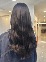 ラウレア(LAULEA) コテ巻き風パーマ/グレージュカラー/デジタルパーマ/地毛カラー