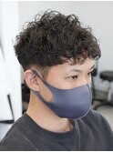 スペインカールツイストパーマツーブロックフェーそメンズヘア
