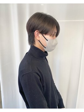 ジジ(jiji) センターパートマッシュショート