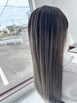 ムートン(Mouton) バレイヤージュ