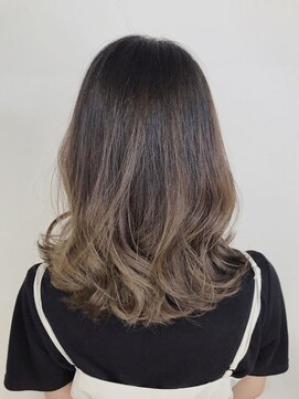 リコラックスビー(LICO LUXBE) グラデーションカラー☆ナチュラルグレージュ