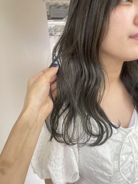 ニール 名古屋 伏見 丸の内(NEELU) 【Neelu_hina】透明感ブルーグレージュ