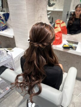 ハーフアップ/お呼ばれヘア/ゆるふわヘア