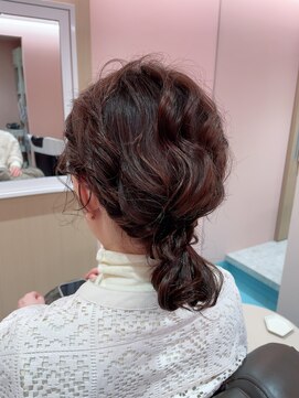 ルーム シンサイバシ(room shinsaibashi) シニヨンスタイル