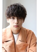 ルーシー 渋谷(LUCEY)&nbsp;センターパートフェザーパーマシャドウパーマメンズパーマ