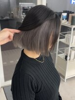 エラ(ELLA) インナーカラー シルバーグレー