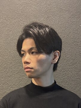 ヤスムラ(YASUMURA) 骨格お悩み調整カット・センターパート【西宮北口/理容室】