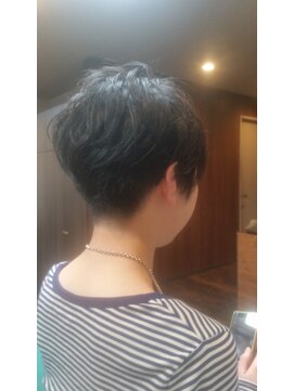 カットスタジオ アルバ(Cut Studio ALba) カッコいい大人女性刈り上げボブ♪