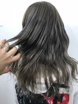 トロニー(TLONY) ＴＬＯＮＹ渋谷 透明感ワンカラー