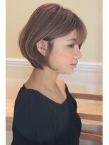 レウナ 外苑前(Reuna)&nbsp;大人可愛いひし形ボブ耳かけボブスタイル