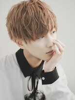 ジゼル(gisele)&nbsp;刈り上げマッシュ