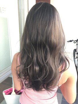 ウタリ(UTARRY) ハイライト