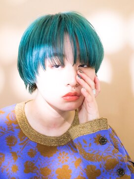 テトヘアー(teto hair) マッシュショート、ワイドバング、ターコイズ、グリーンカラー