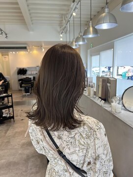 シー(SEA) Olivebeige