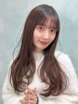 フリーラ 横浜(freera) ロングミディアムこなれミディ韓国トリートメント前髪カット