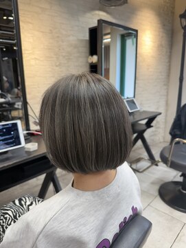 ラックスビー ユナイテッド 神戸三宮いくたロード店(LUXBE UNITED) ボブ／ハイライト