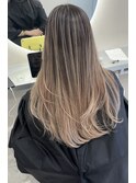 ブロンドバレイヤージュカラー