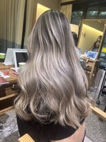 ラクシア(LUXIA)&nbsp;バレイヤージュ×ベージュ