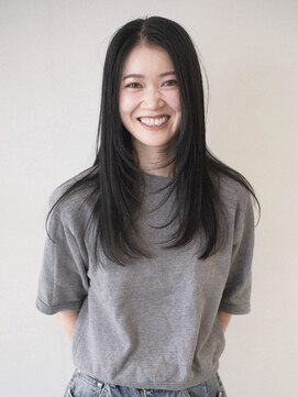 イル(ill) ロング レイヤー 黒髪 髪質改善カラー 大須