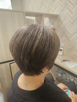 セッションパーゴ(SESSION PAGO) 白髪を自然にぼかす。大人女性のすっきりショート
